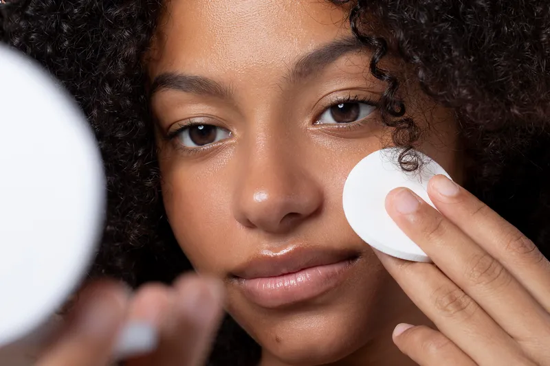 routine beauté femme métisse